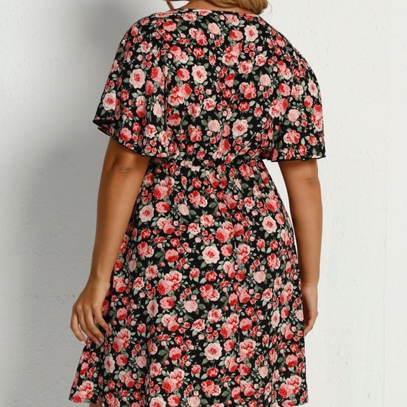 Boho Plus Pink Floral Print Butterfly Sleeve Cottagecore Dress - Picture 8 of 8